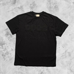 GUCCI SHORT SLEEVE T-SHIRT WITH LOGO FRONT ON BLACK